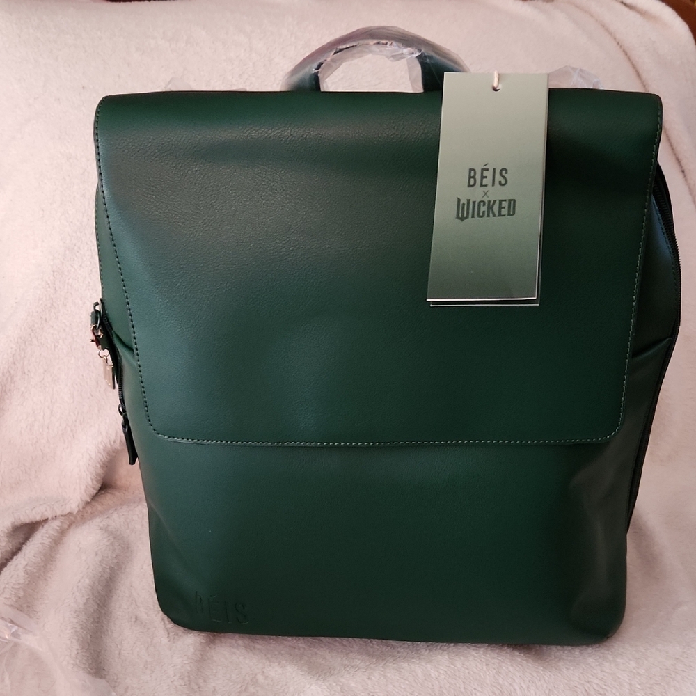 NWT Beis Wicked Backpack In Wicked Green